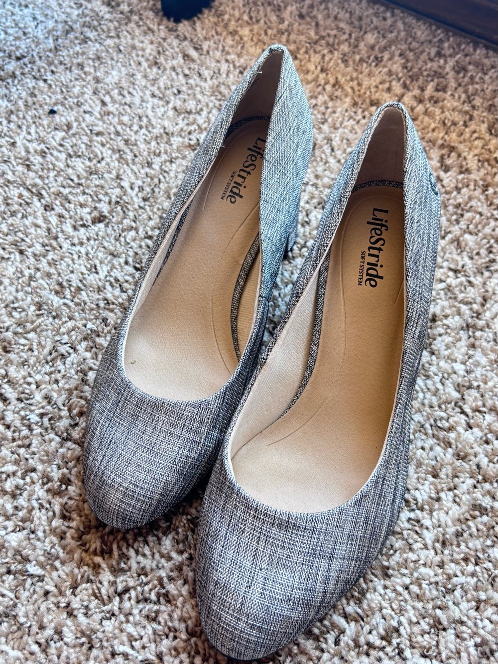 Life stride Gray Fabric Round-Toe Pumps size 10